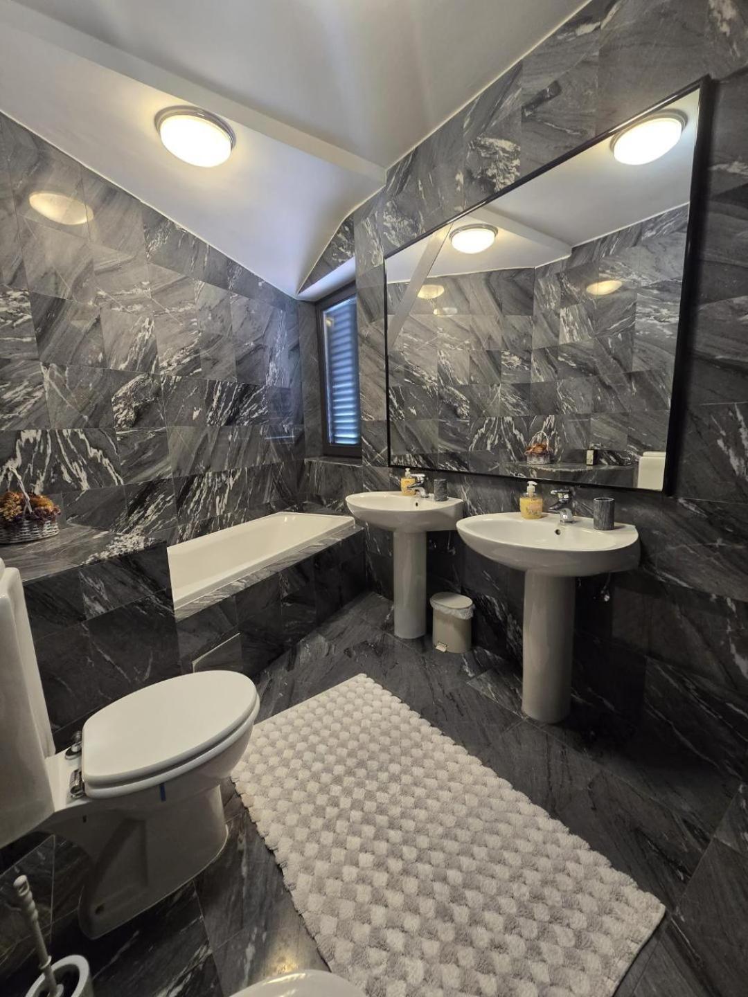 Luxury With Private Pool And 2 Bedrooms In Bay View Apartmán *